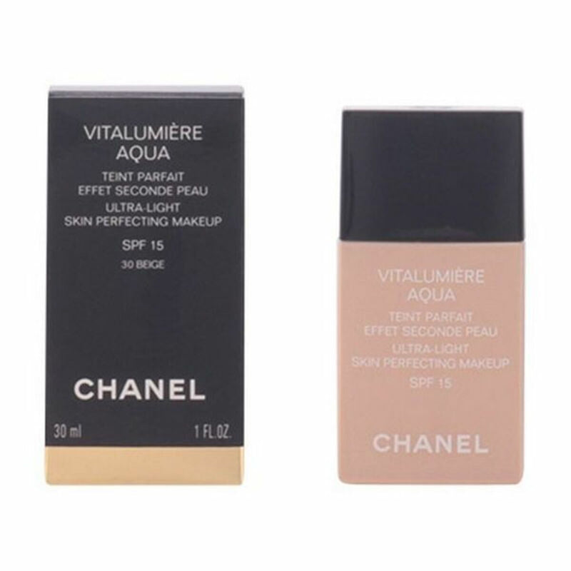 Base de maquillage liquide Vitalumière Aqua Chanel Beauté, Maquillage Chanel   