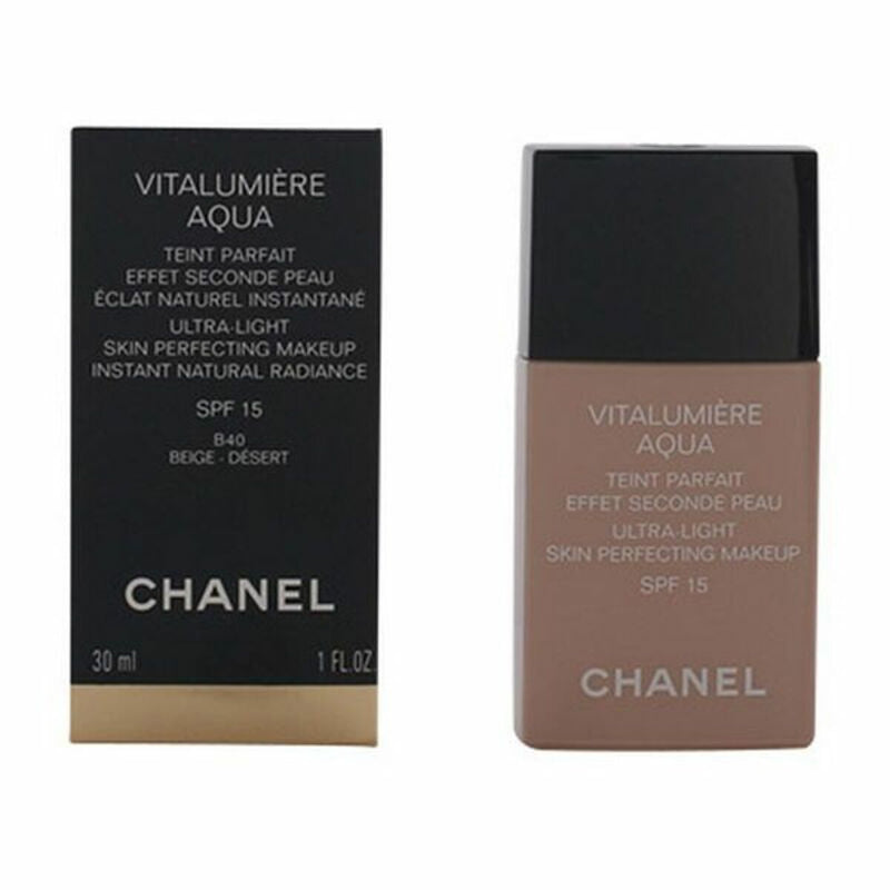 Base de maquillage liquide Vitalumière Aqua Chanel Beauté, Maquillage Chanel   